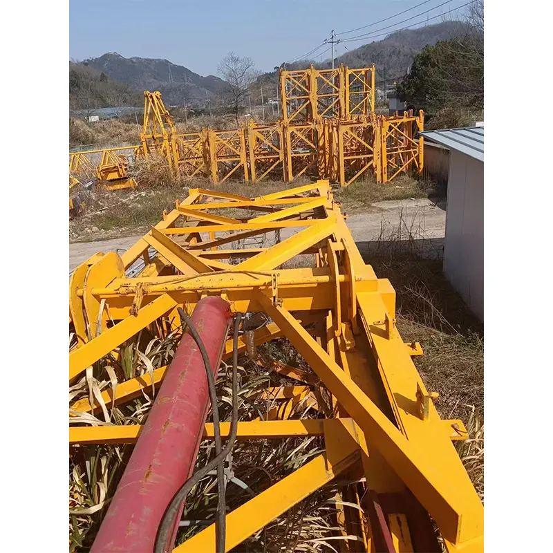 2019-2023 used tower crane YONGMAO STT153 7015-10 for construction (2)