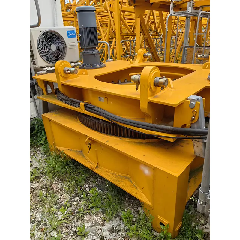 2019-2023 used tower crane ZOOMLION QTZ200 7020-12 for construction (6).jpg
